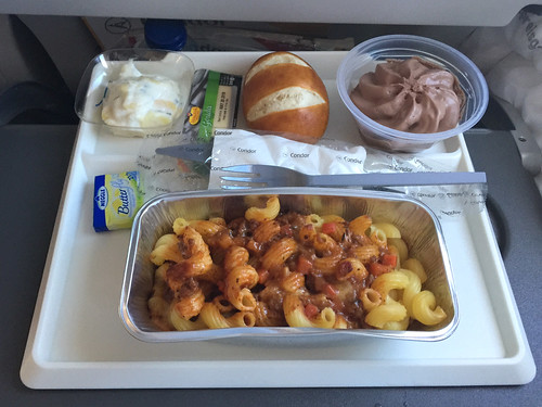 12 - Nudeln mit Hackfleisch-Tomatensauce / Paste with mince & tomato sauce - Economy Class - Condor