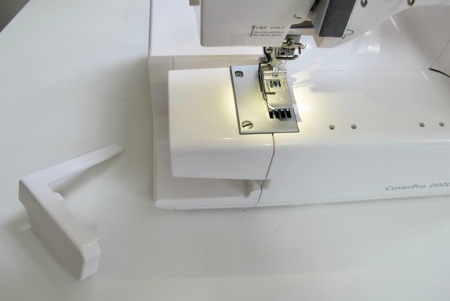 Janome Coverpro 2000cpx - free arm