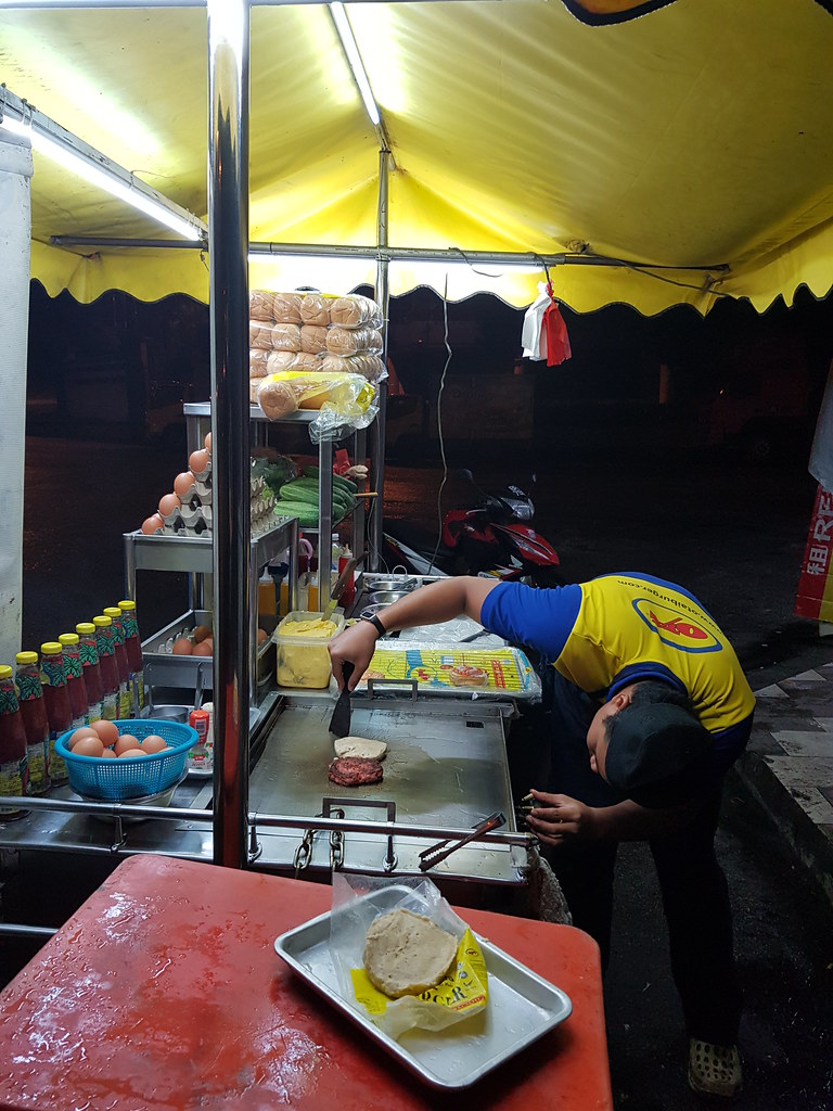 Ayam Otai+Telur $4.50 @ Otai Burger at Subang HiTech Industrial Park Shah Alam