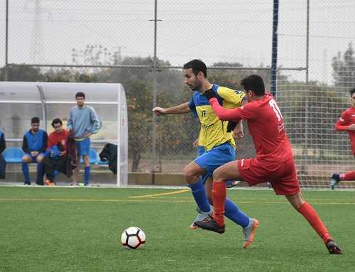 Fútbol 3º Andaluza Unión Deportiva Dos Hermanas y Colegio Claret