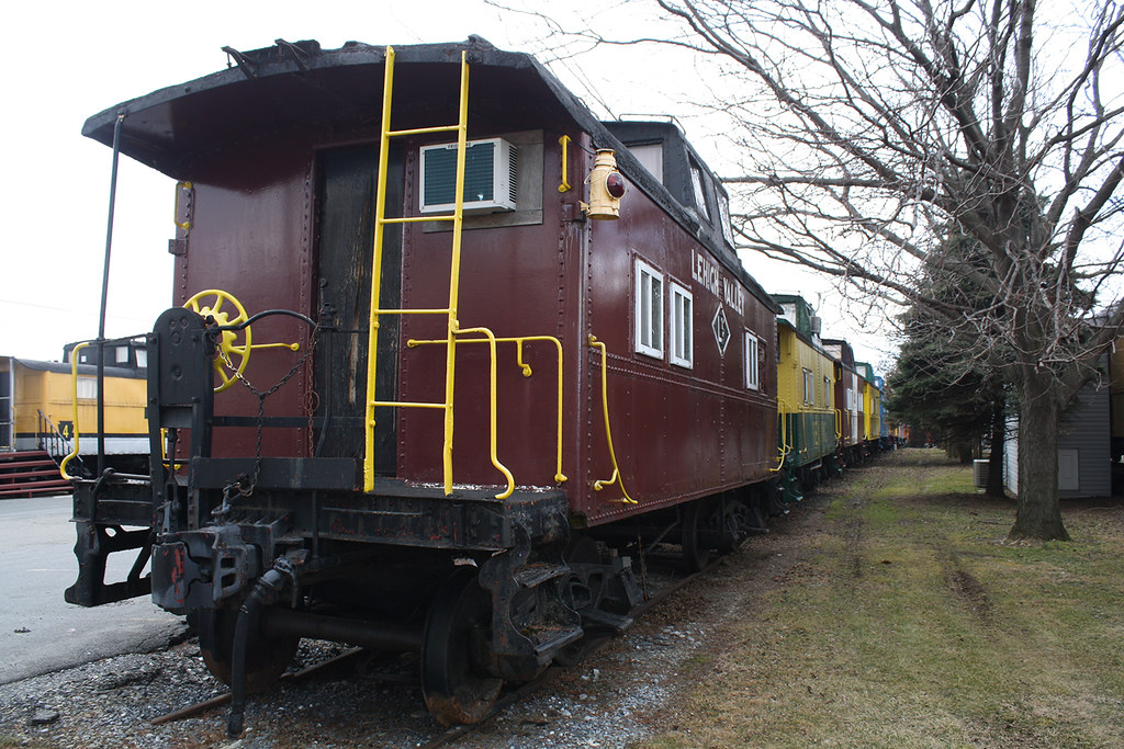 The-Red-Caboose-Motel-14