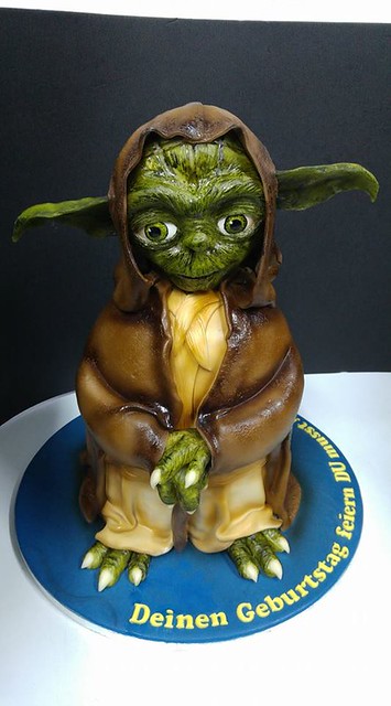 Yoda Cake by Sonja Winkler