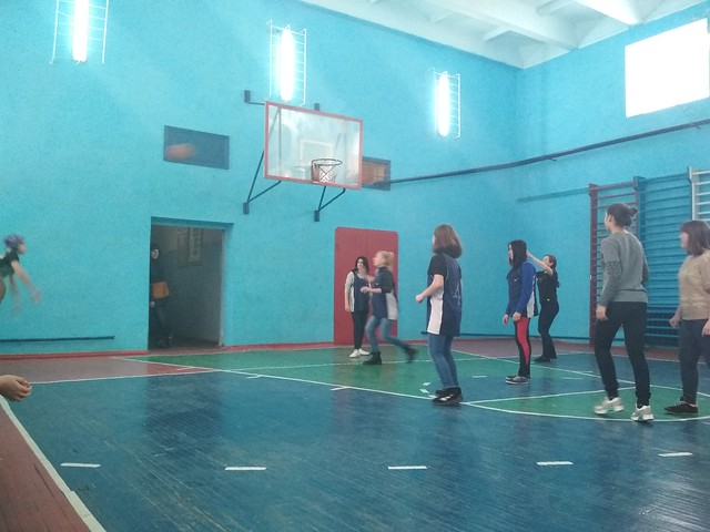 Змагання з баскетболу серед дівчат