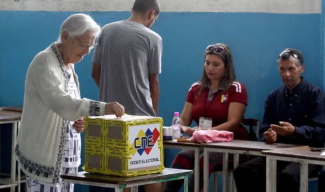 Venezuela está em campanha presidencial e se prepara para eleição no dia 20 de maio