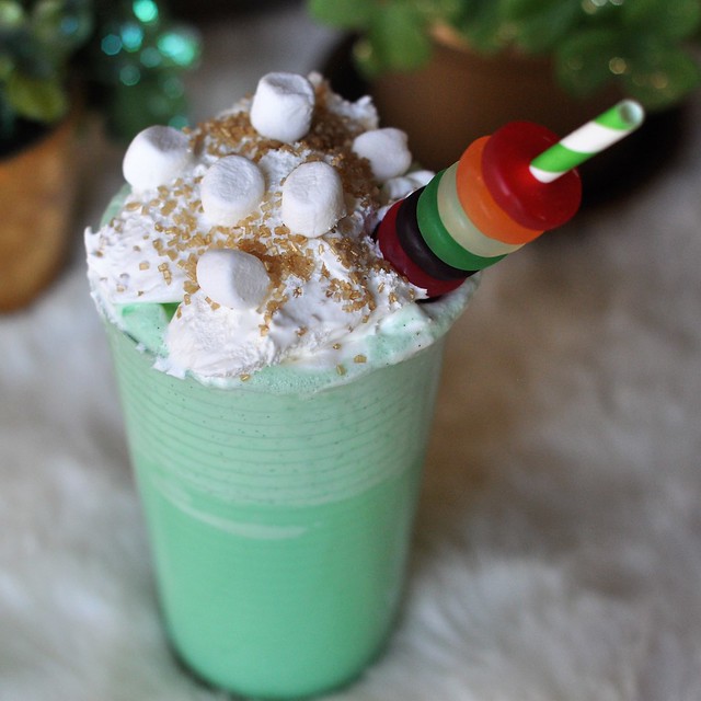 Deliciously Irresistible Vanilla Bean Shamrock Shake for St. Patrick's Day