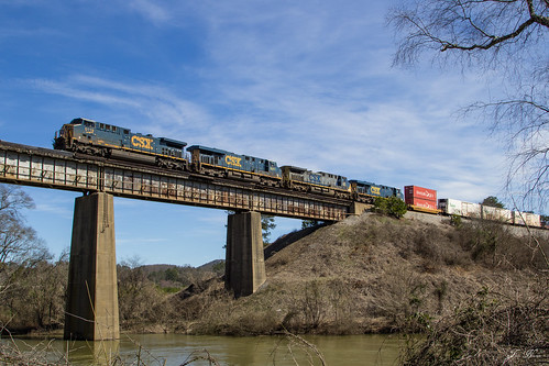 csx csxt train railroad freight intermodal juice bridge river q142 wa subdivision atlanta division ge emerson georgia es40dc ac44cw yn3 yn2