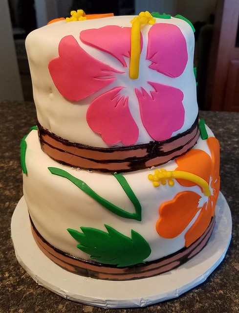 Baby Shower Cake with a Hawaiian Theme by Country Bakery