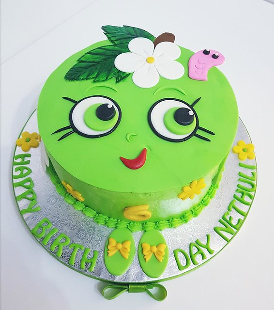Shopkins Apple Blossom Cake from Cake Crumbz by Dil