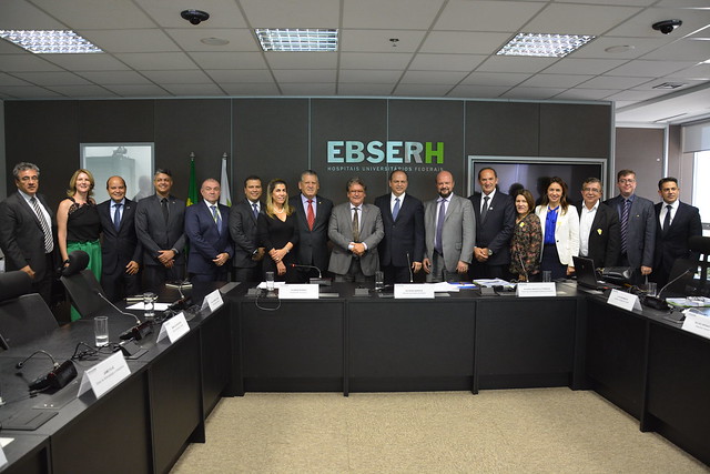 Ebserh assina protocolo de intenções para gestão do Hospital Regional de Toledo