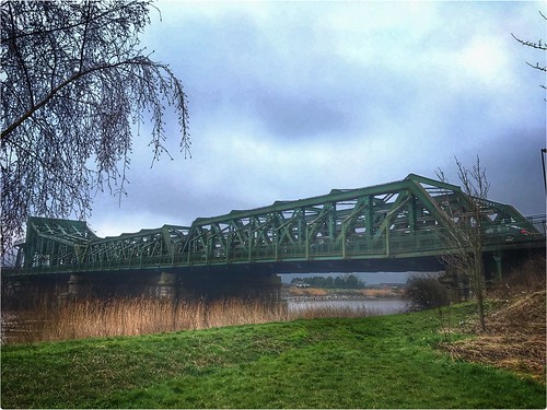 keadby bridge span countryside sky clouds grass tree outside river trent engineering gradeii