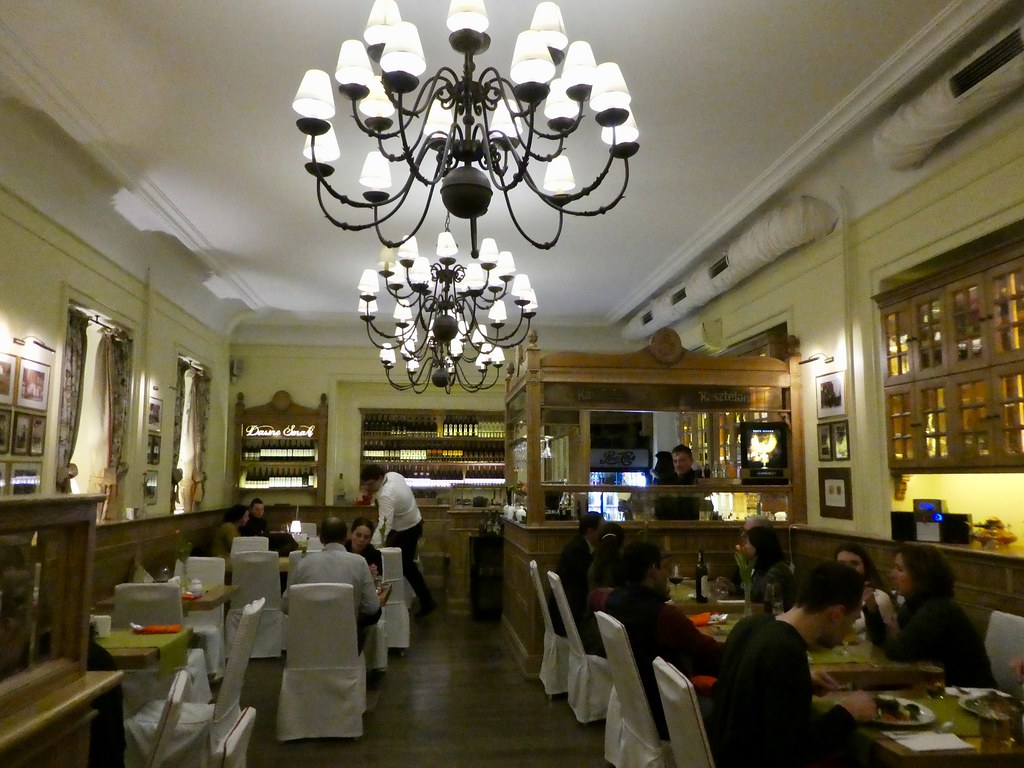 Dawne Smaki Restaurant, Warsaw