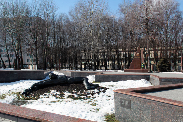 Меморіальний комплекс на військовому кладовищі