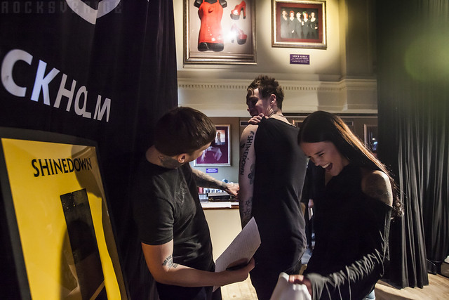 Shinedown meet & greet på Hard Rock Cafe, Stockholm 20180310