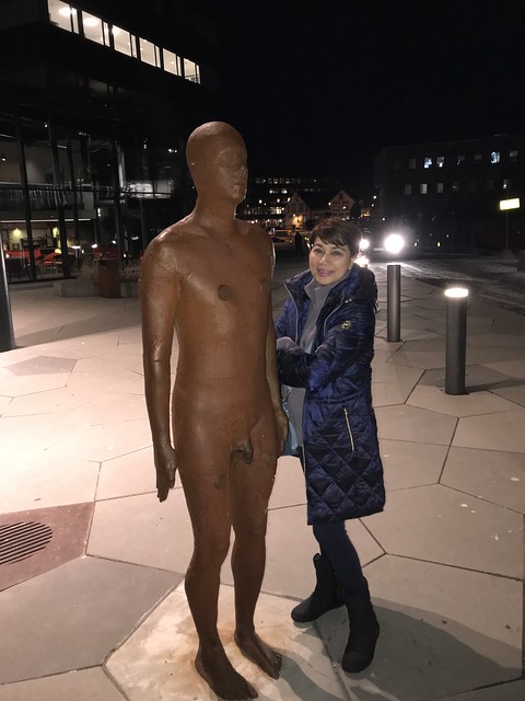 OMB beside a naked statue in Tromso