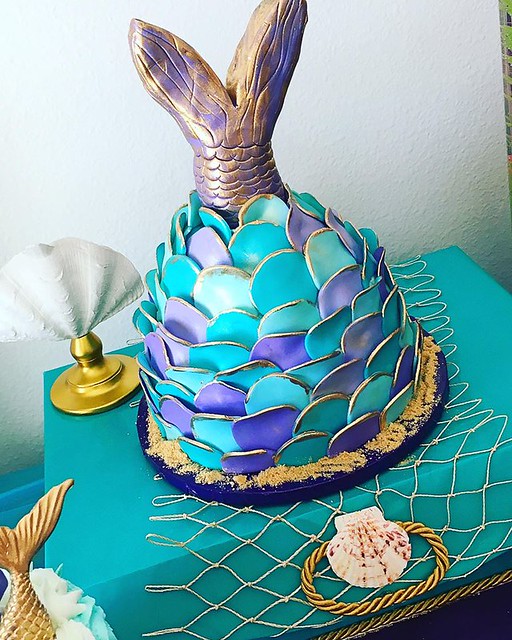 Mermaid Cake by Lil Fancy Cakes