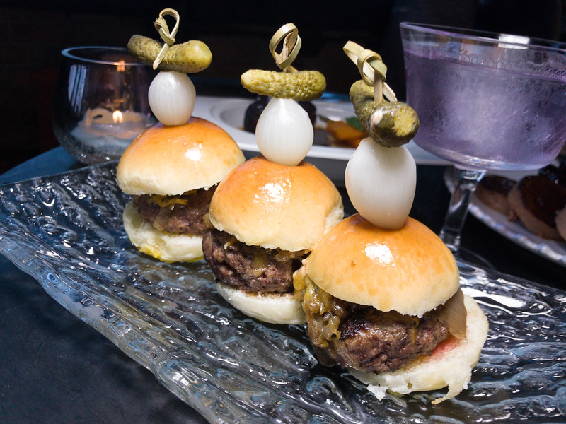 Beef sliders with caramelized shallots, spicy mayo