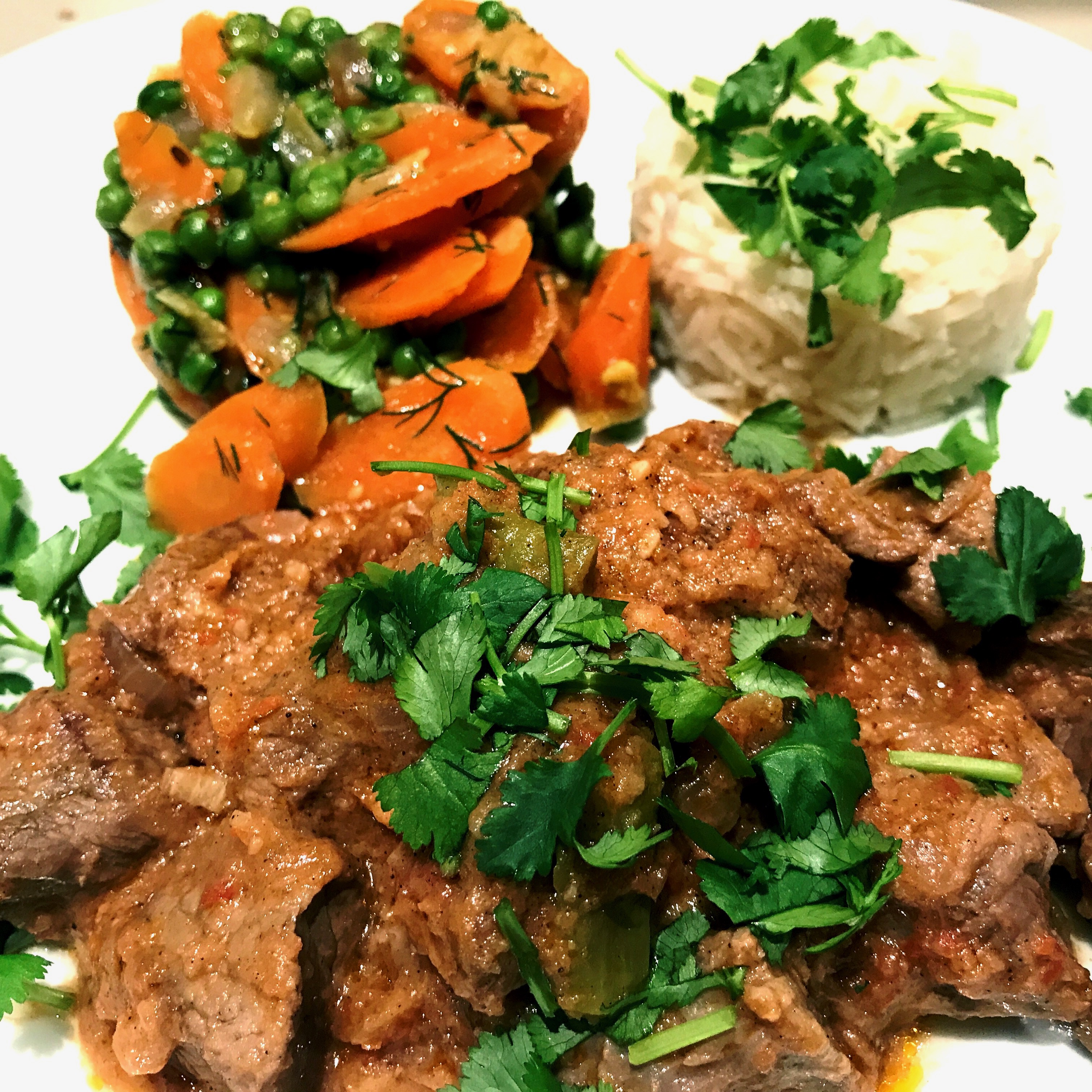 Sindhi cardamom lamb & Carrot slices in dill sauce