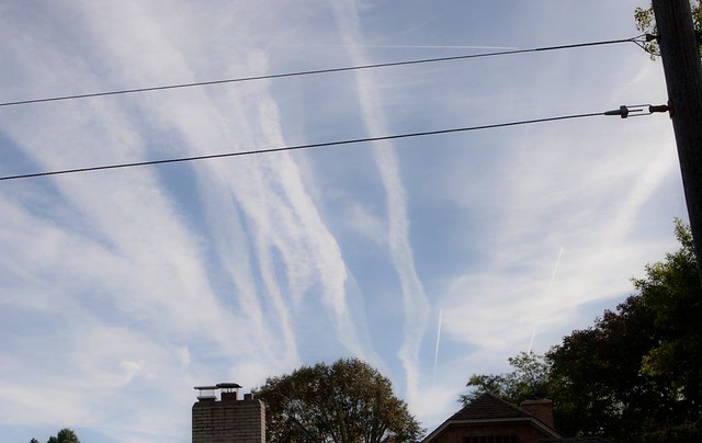 Contrails or Chemtrails 101016 IMG_8720