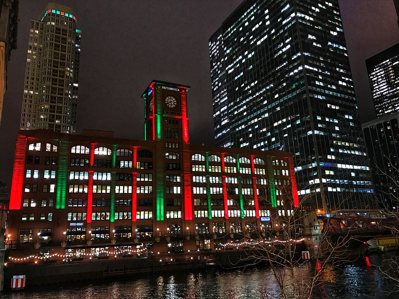 Christmas on the Chicago River
