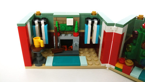 LEGO Seasonal Christmas Gift Box (40292)