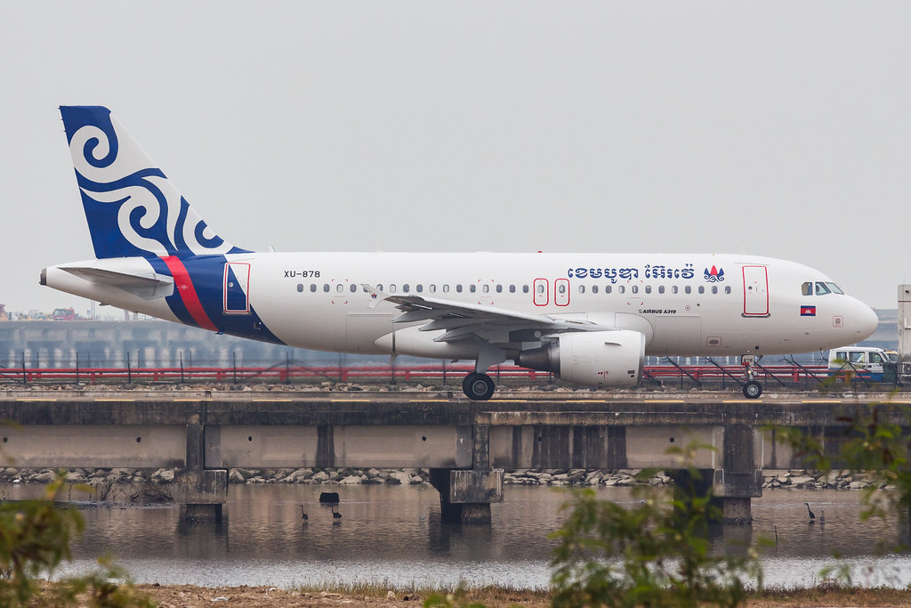 Cambodia Airways A319-112 XU-878 001