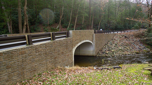 descco architecturalstain bridge 898 rusticashlarstone tremonttownship echovalley pennsylvania tremont