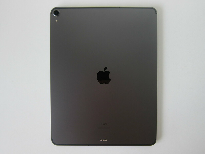 Apple iPad Pro 12.9 Inch (3rd Generation) (Space Grey 256GB) (Wi-Fi + Cellular) - Back
