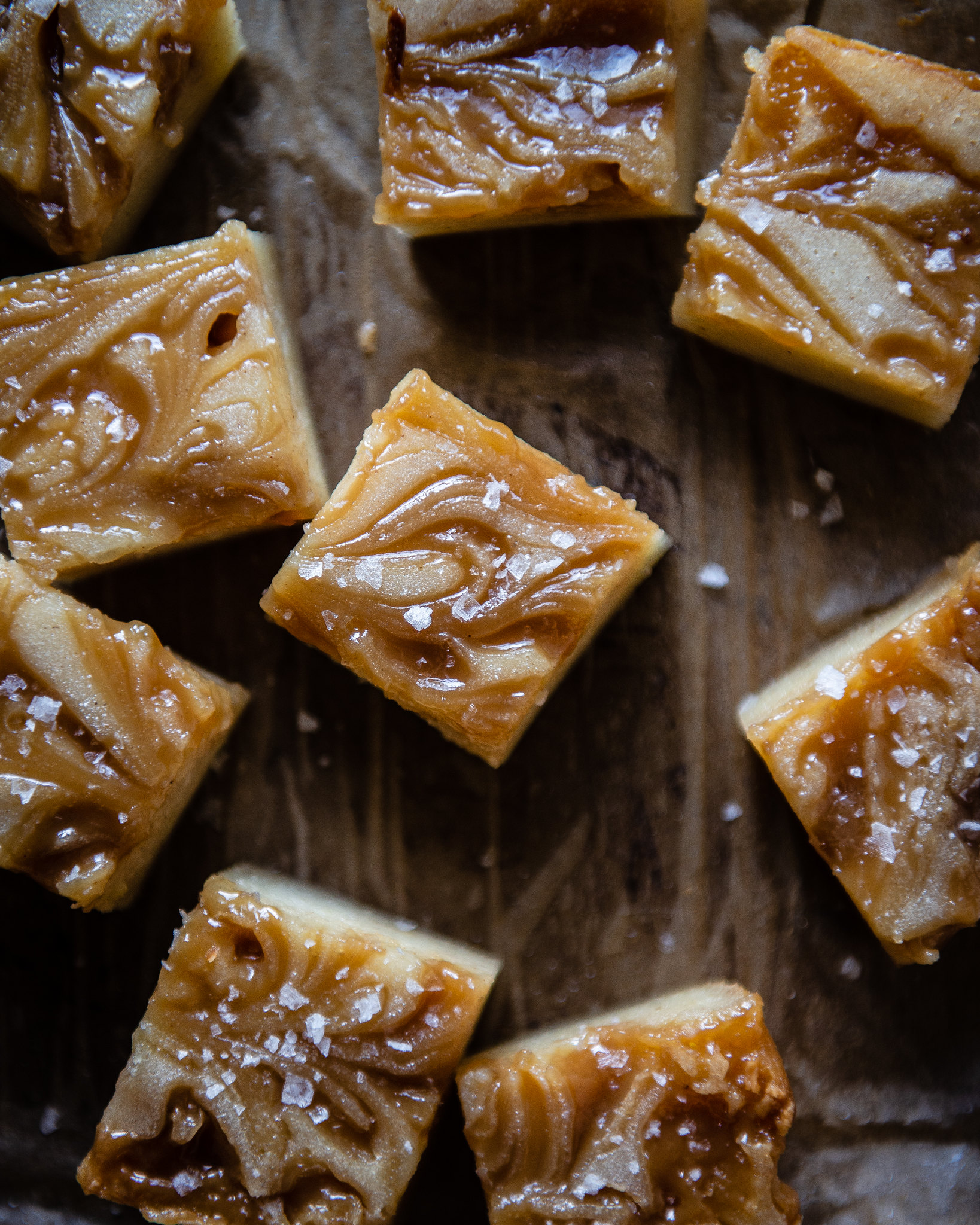 butterscotch mochi bars | two red bowls