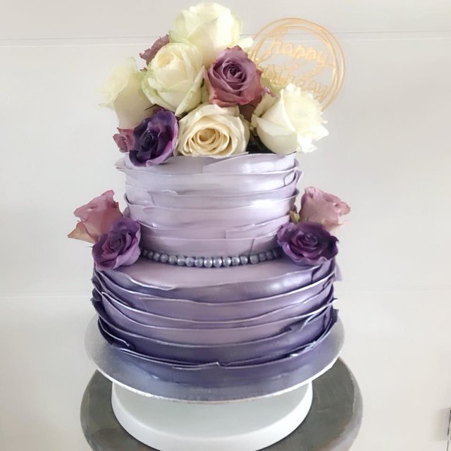 Cake by SherensCakes