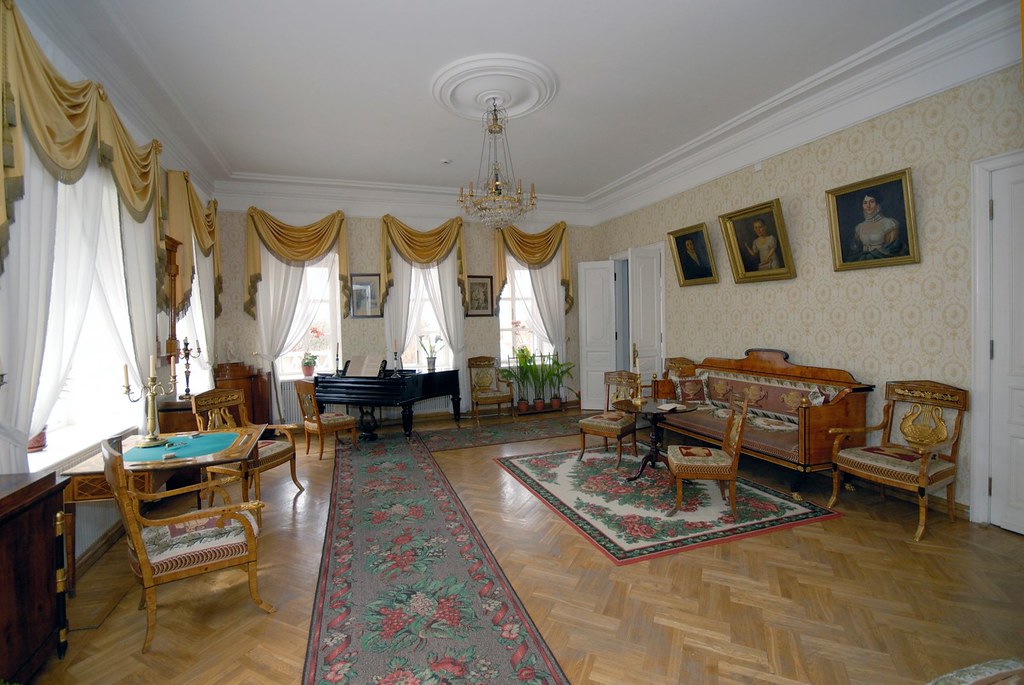 Комнаты барского дома