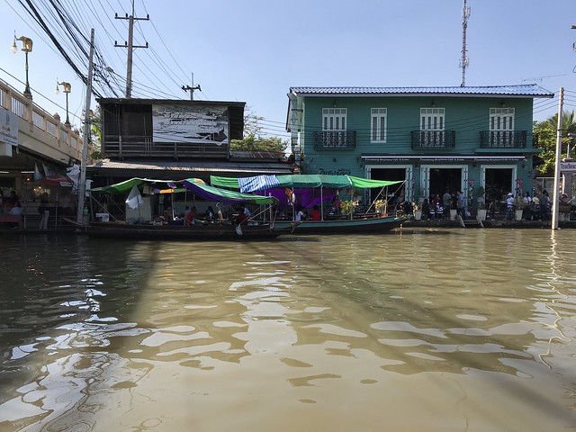 floating market Nov 3 2018 317