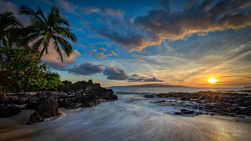 beforesunset autumn peaceful goldenhour bracketing hawaii bracketed makenaalanui beach amateurphotography iconic sky cove nisifilters wideangle 16mm landscape sun scenery nisicpl canonef1635mmf4lisusm green majestical rock sand exposureblending sunset nature water theunforgettablepictures rays hdr palm ocean f18 landscapephotography golden view waves usa tripod trees kihei sharp amazing tree tranquility iso100 travelphotography sea magnificent maui shore canoneos5dmarkiv sunrays colorful serenity beautiful ndfilter ray natureview graduatedndfilter colors seascape naturephotography secretcovebeach rocks clouds