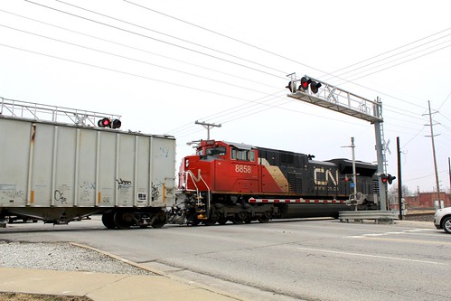 oklahoma vinita railroad train engine locomotive cn canadiannational crossing