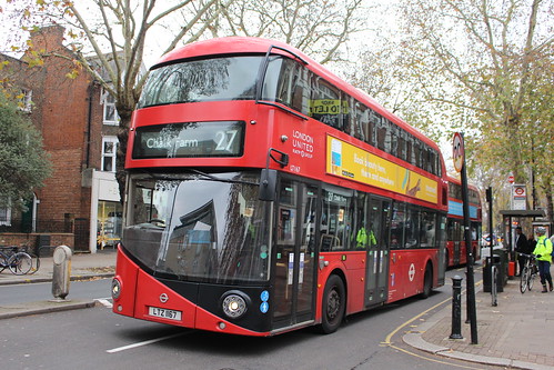 London United LT167 on Route 27, Chiswick High Road