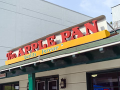 The Apple Pan Restaurant - Los Angeles