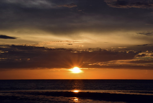 sunset chesapeakebay capecharles virginia sky clouds avaultbetweenthewaters