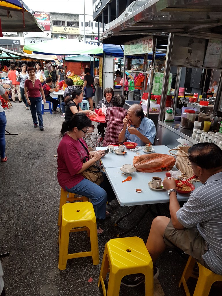 @ 荣记云吞面 Weng Kee WanTonMee at SS2 Wet Market