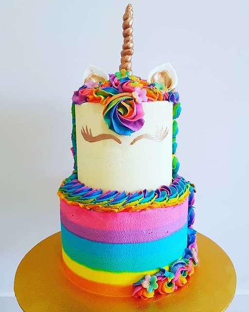 Cake by Lolli Cake Cairns