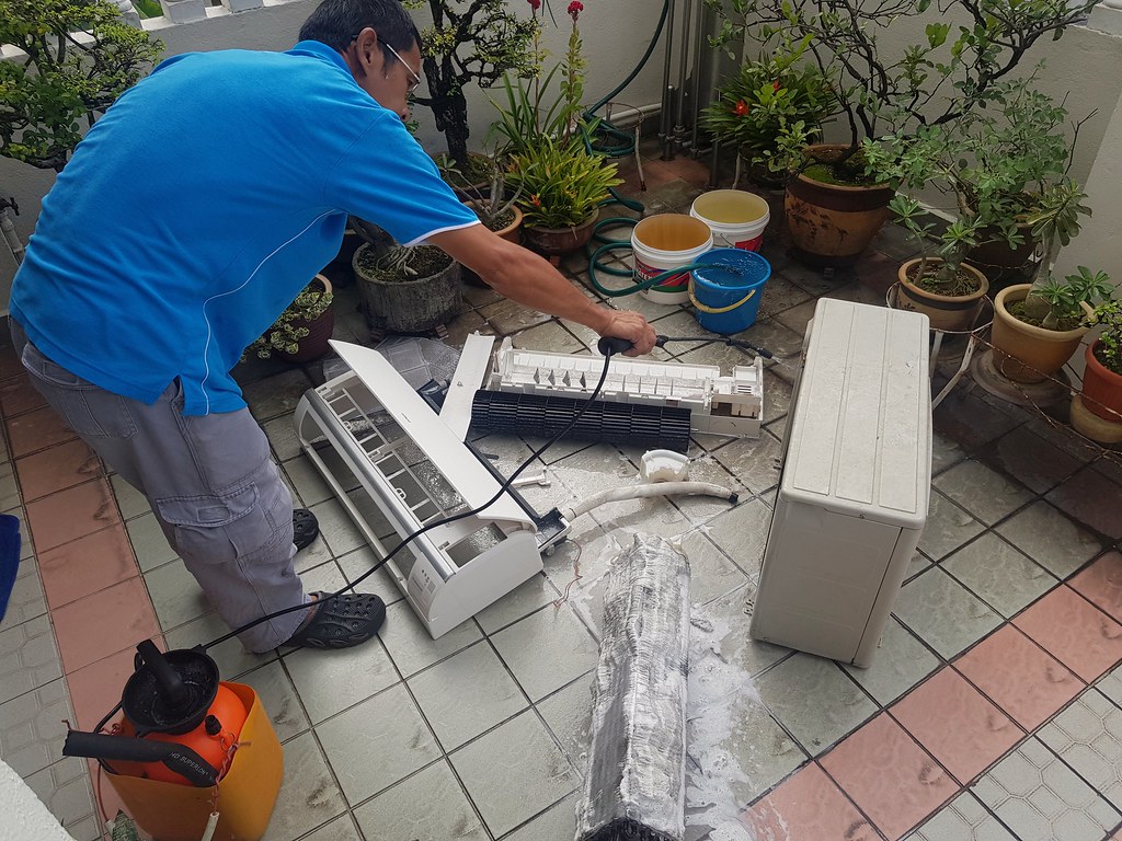 (Chemical Cleaning) Air Condtion Service rm$200 @ P&B Air Cond Services from Taman Hartamas Cheras