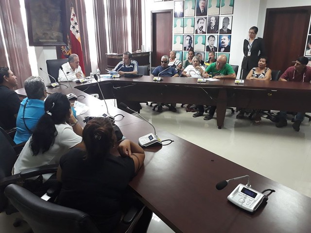 Delegaciones de comunidades de zona urbana y rural cantón Chone son atendidas en audiencias por alcalde Deyton Alcívar Alcívar