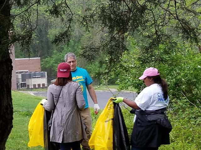 AWS Earth Day Clean-Up 2017