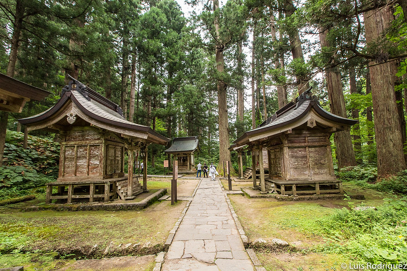 Pequeños santuarios del monte Haguro