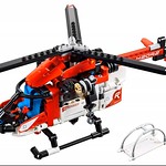 LEGO Technic 42092 Rescue Helicopter 2