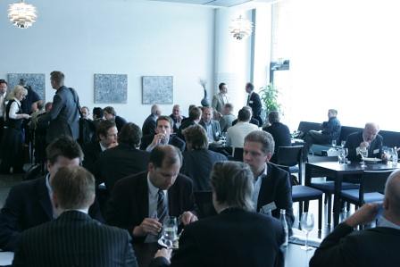 15 Lunch networking