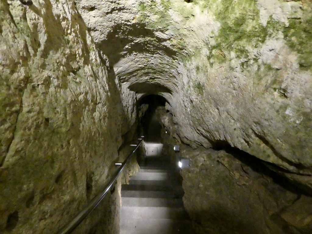 Palvolgyi Caves, Budapest