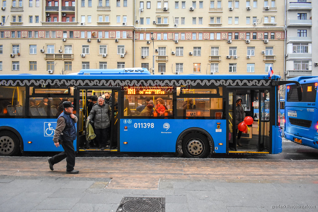 Как в Москве устроили автобусный коллапс 