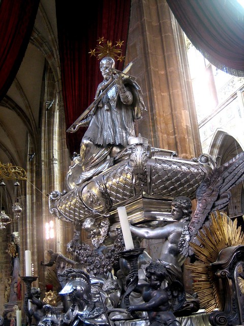 San Juan Nepomuceno tumba Catedral Praga