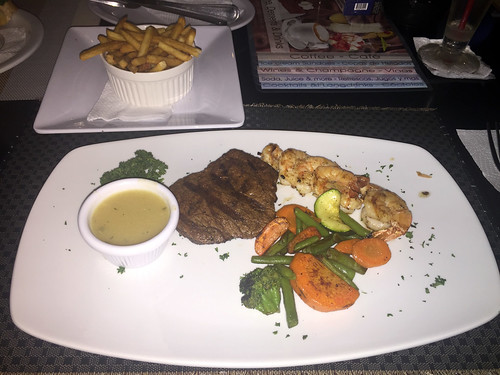 38 - Tenderleoin Steak & Shrimps - Captain Bailee - Sosua