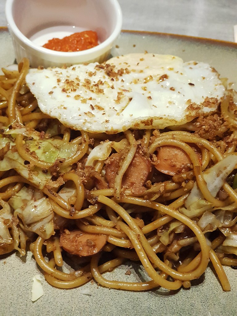 炒意大利面 Daddy's Fried Spaghetti rm$11.50 & 雪花嘉士伯啤酒 Extra Cold Carlsberg rm$6.90 @ Big Daddy’s at Taipan USJ10
