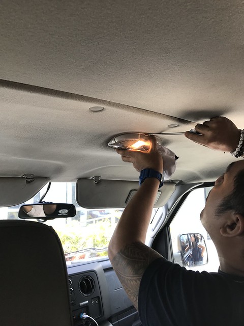 fixing van light